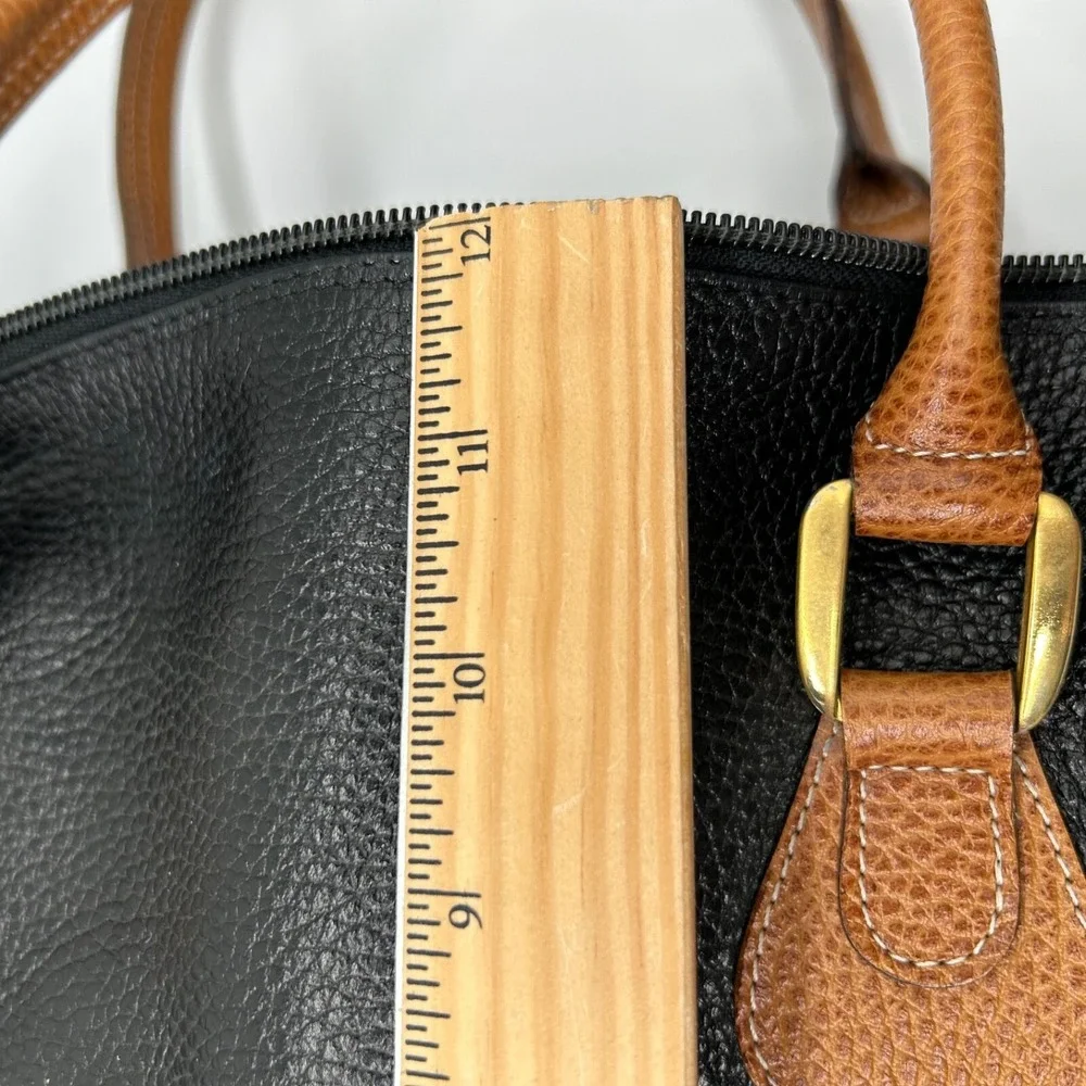 I‎ Santi Duffel Overnight Bag Leather Made In Italy Black Brown Top Handle EUC